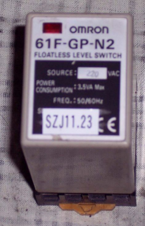 omron_61f-gp-n2_folyadekszint_kapcsolo2.jpg